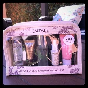 Caudalíe Travel Size Skin Care Kit🧖‍♀️💗